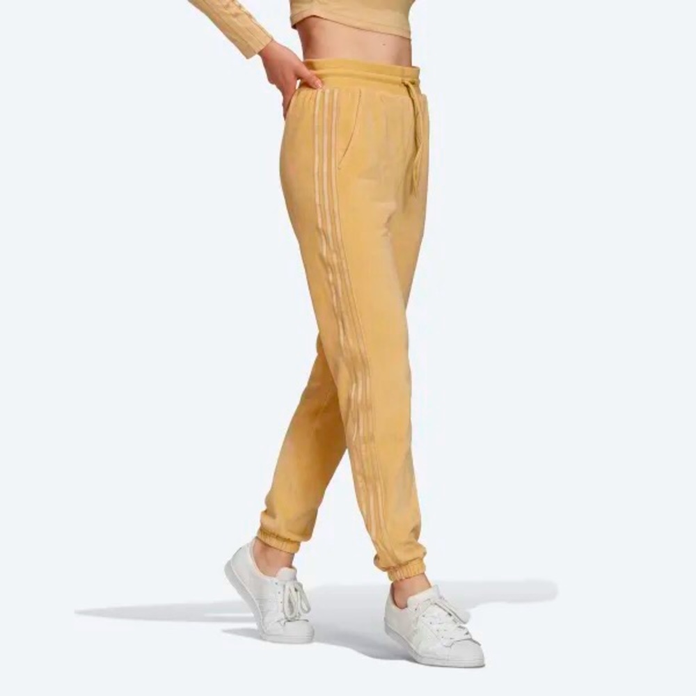 Cozy comfy *hard to find BNW* Y2K Adidas LOUNGEWEAR SLIM JOGGERS